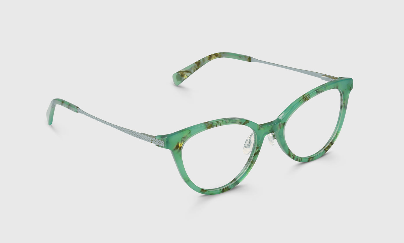 17 | Statuette angle eyeglass frames on neutral background