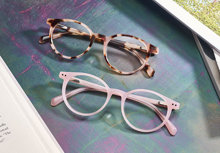 Case Closed in Pink Tortoise and Pink
