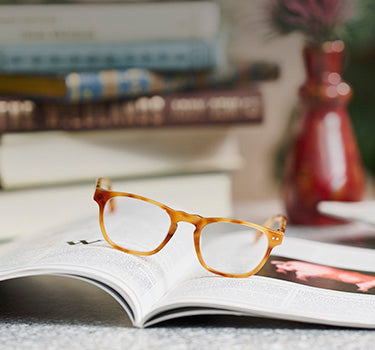 How to Clean Your Glasses: A Step by Step Guide