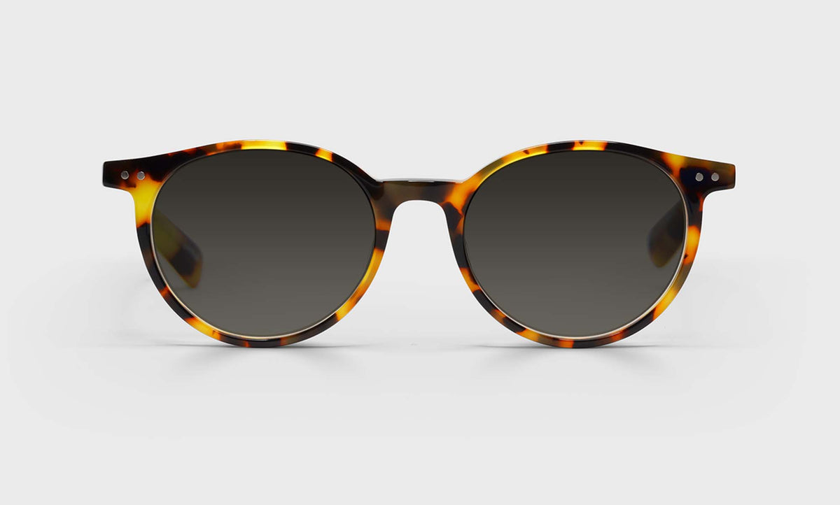 Case Closed Sunglasses with italian-designed acetate tortoise frame and polarized grey lenses with scratch resistant coating