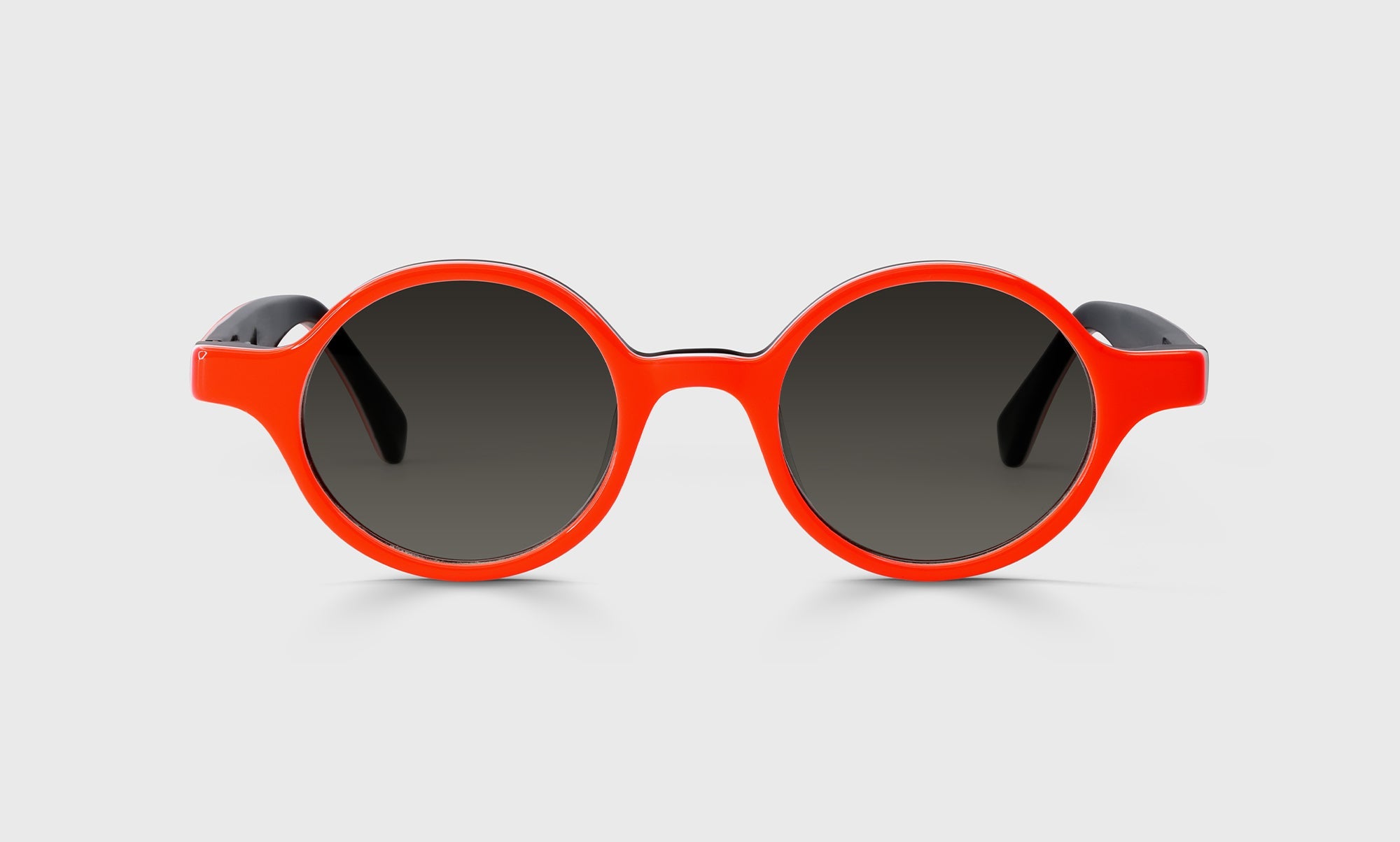 76-pg | bold eyebobs Wisecracker Round Average bifocal reader sunglasses polarized grey sunglasses