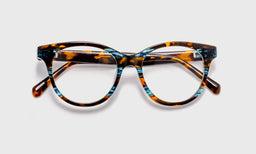 07 | dollface lay down eyeglass fames on neutral background