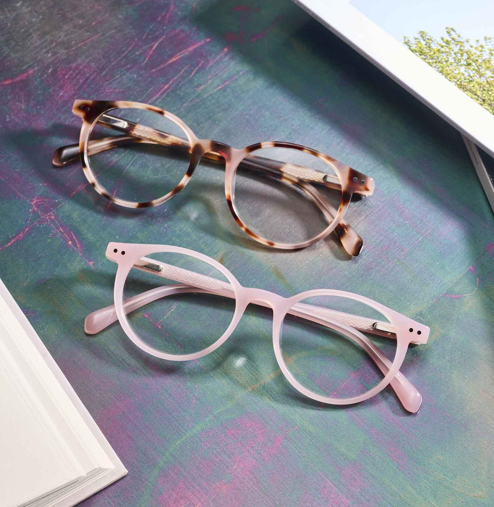 Case Closed in Pink Tortoise and Pink