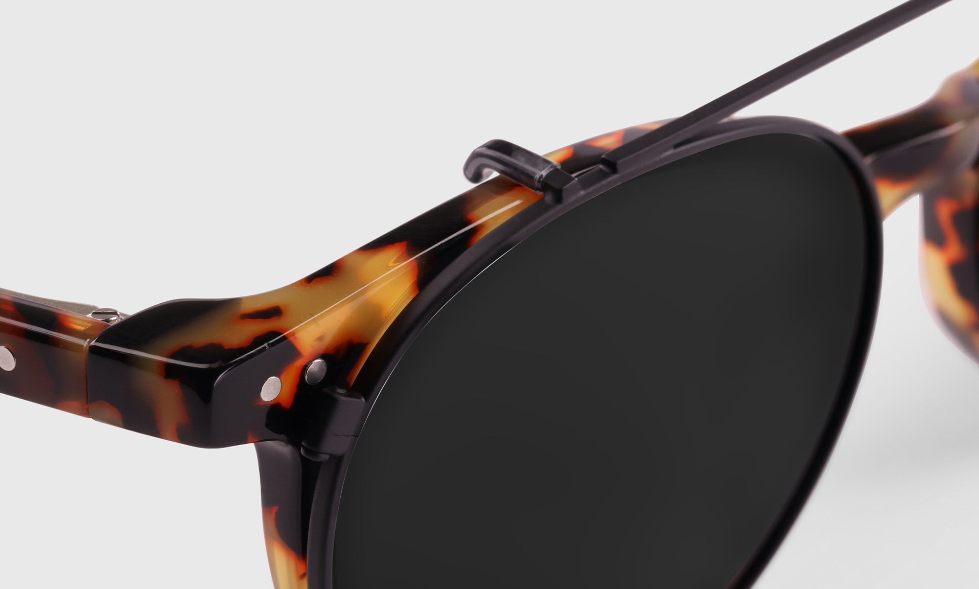 Sunglass Clip On Round Reading Glasses | eyebobs