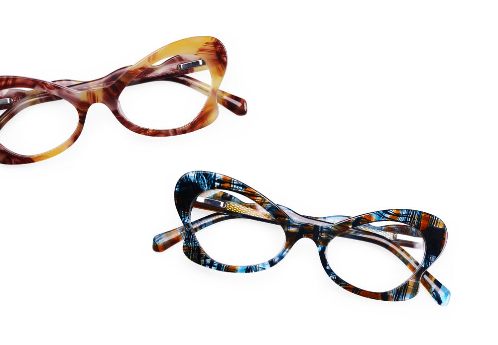 Wing it in Blonde Tortoise and Blue