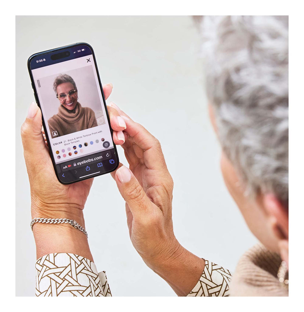 Model Using Phone for Virtual Try-On