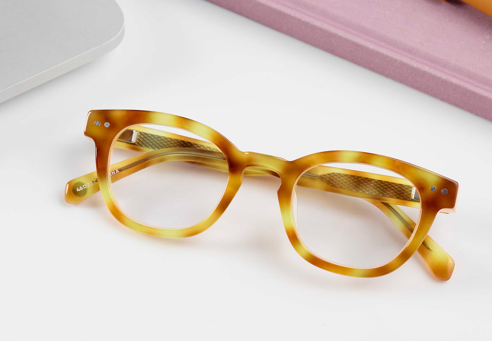 Waylaid Frame in Blonde Tortoise